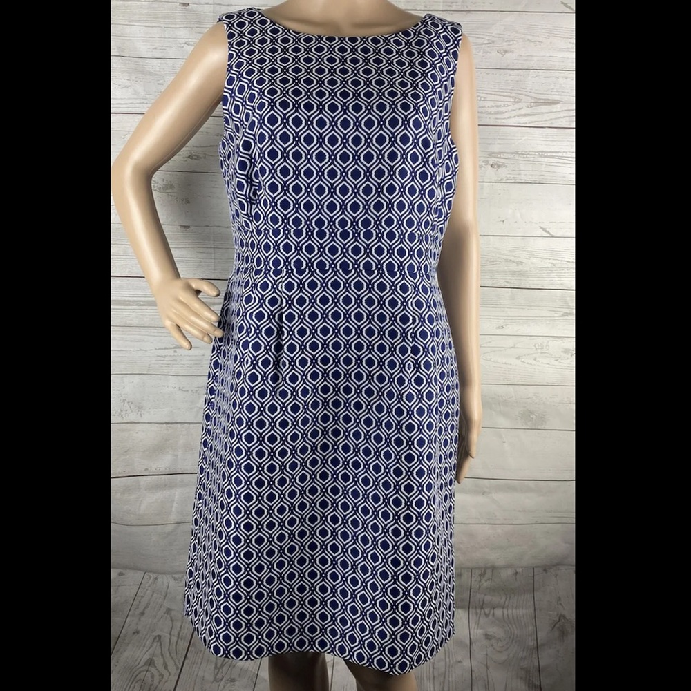 Tahari Navy and White Geometric Sheath Dress
